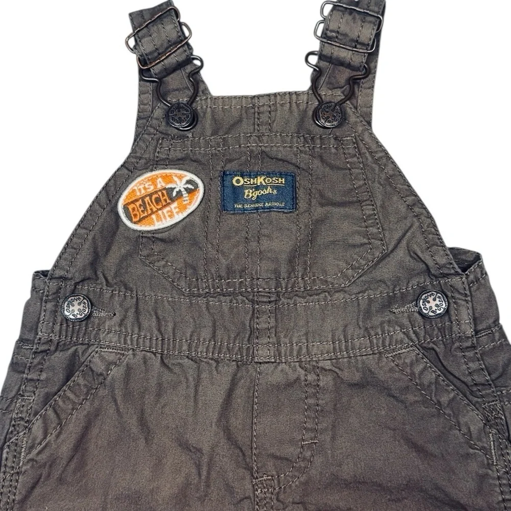 🦀 OshKosh B’gosh Baby Overalls – Size 6 Months 🧡
